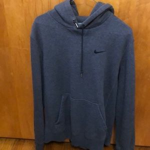 Nike Men’s Medium Gray Hoodie